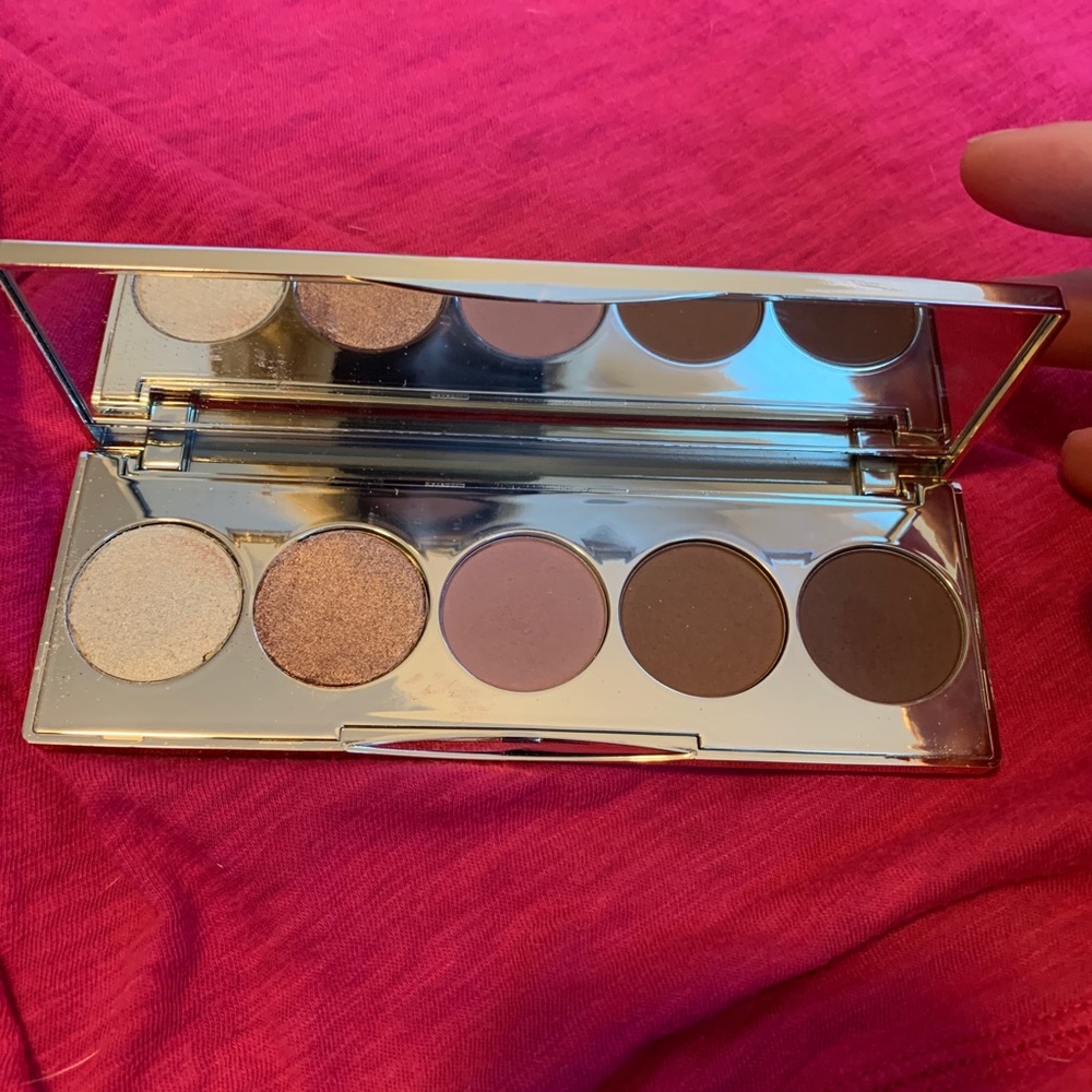 Becca Jaclyn Hill Eyeshadow palette